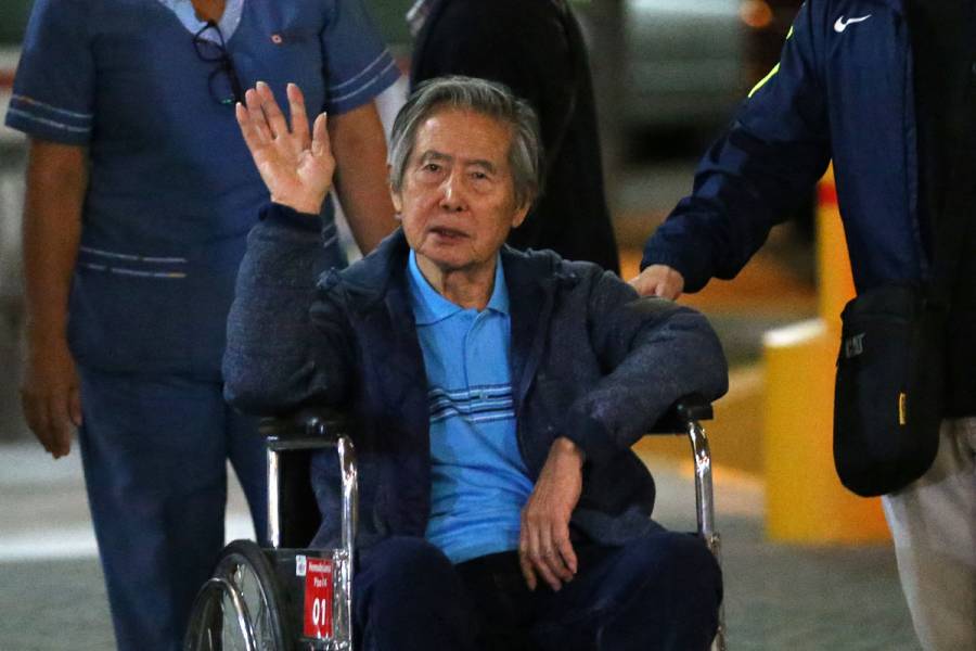 Expresidente peruano Fujimori permanece hospitalizado y con terapia de oxígeno