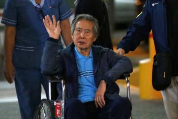 Expresidente peruano Fujimori permanece hospitalizado y con terapia de ox&iacute;geno