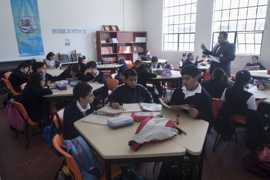 Pese a suspensión de las escuelas de tiempo completo, el programa sigue en algunos estados