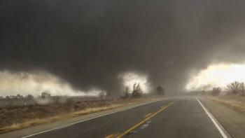 Tornado deja siete muertos y cuatro heridos en Iowa, Estados Unidos