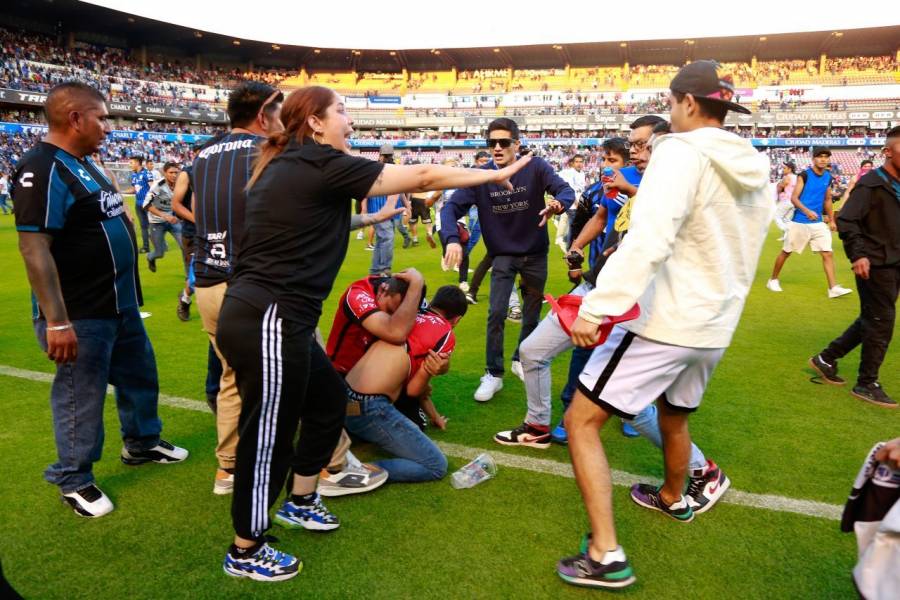 Aficionado pierde un ojo por riña en el Estadio La Corregidora: Kuri