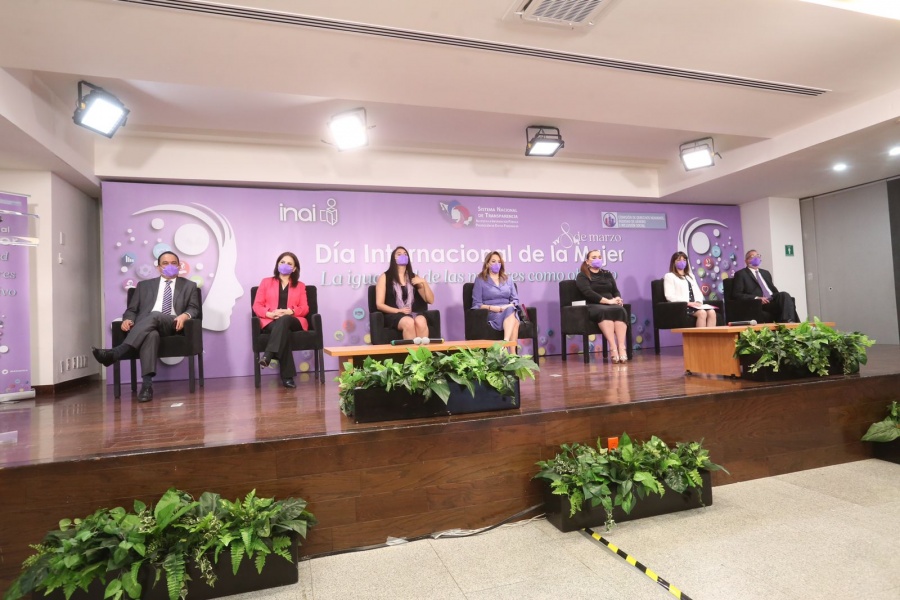 Transparencia empodera a las mujeres e impacta positivamente en su calidad de vida: INAI