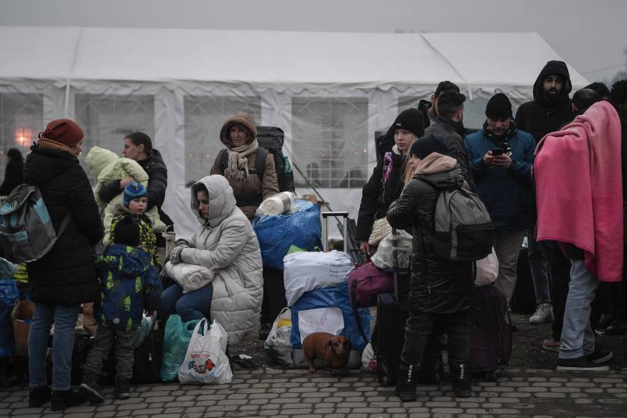 OMS reporta 10 muertos y 16 heridos por ataques contra hospitales en Ucrania