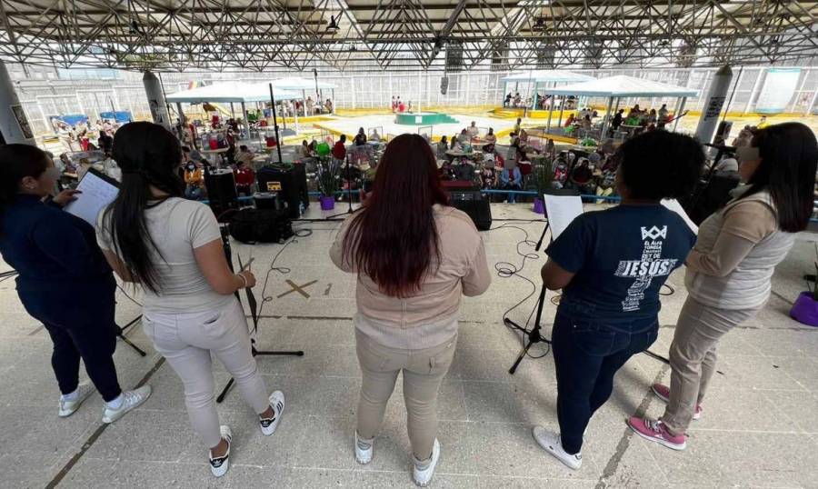 Con actividades culturales, conmemoran el 8M en penales de la CDMX