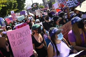 En El Salvador encarcelaron a un grupo de mujeres por presuntamente abortar