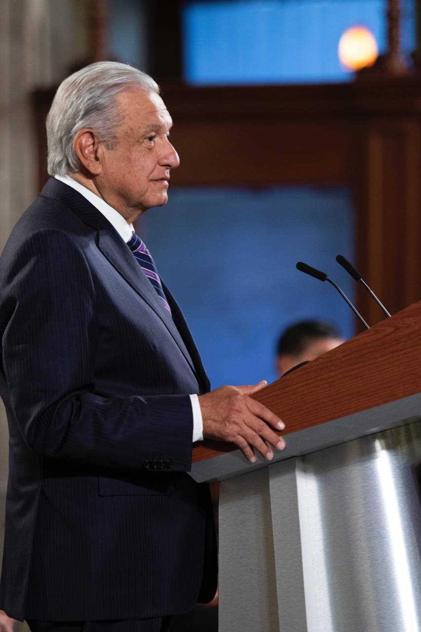 Asumo responsabilidad, pero crímenes de periodistas no son crímenes de Estado, dice AMLO