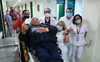 Especialistas del IMSS salvan ojo de aficionado que result&oacute; lesionado en partido de Quer&eacute;taro vs Atlas