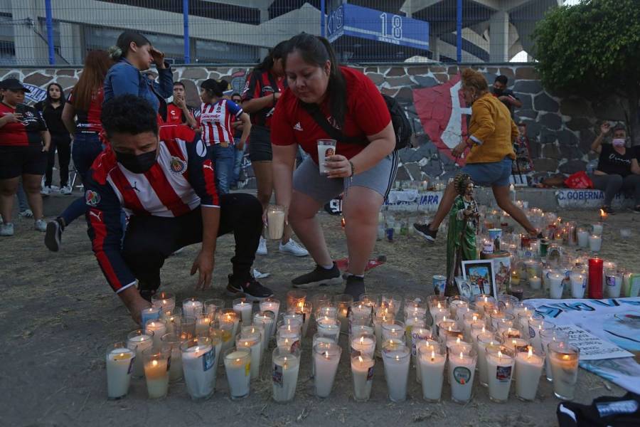 Suman 22 detenidos por violencia en el Estadio Corregidora