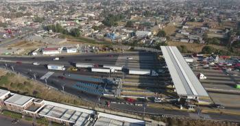 Cae trabe en obra del distribuidor vial Lago de Guadalupe-Texcoco