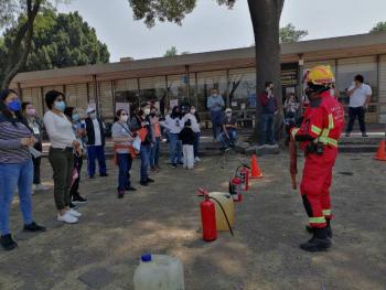 Protecci&oacute;n Civil y Binomios Caninos UNAM realizan Rally Puma a estudiantes de nuevo ingreso