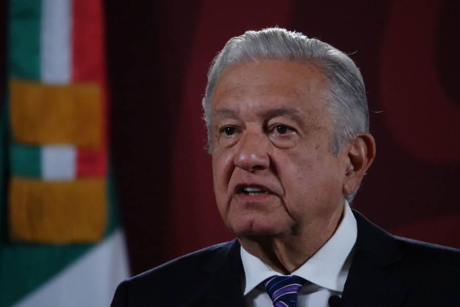 INE ordena a AMLO bajar “mañanera” en la que presume logros del gobierno