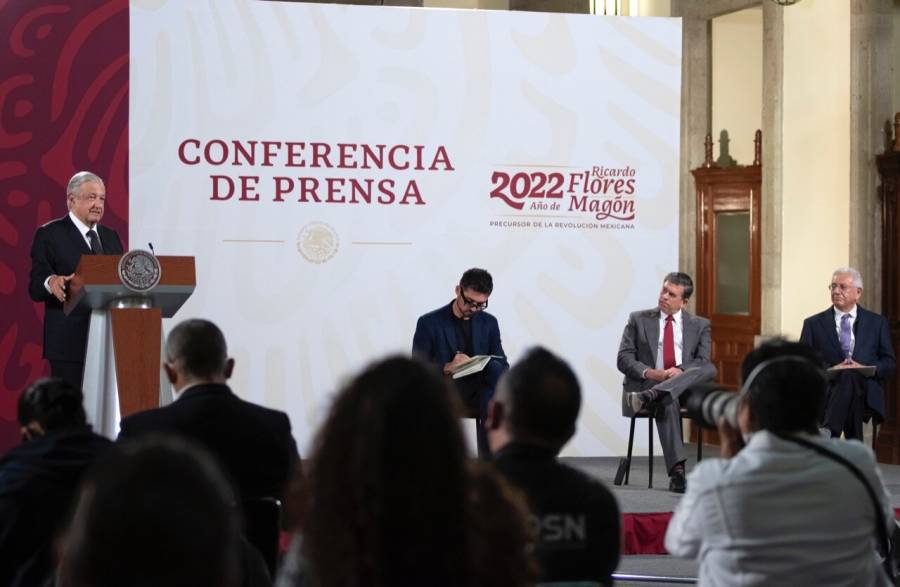 AMLO: INE viola Constitución en ley y espíritu