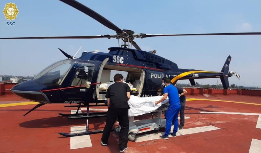 Ambulancia a&eacute;rea de la SSC, realiz&oacute; traslado de abuelita con problemas card&iacute;acos