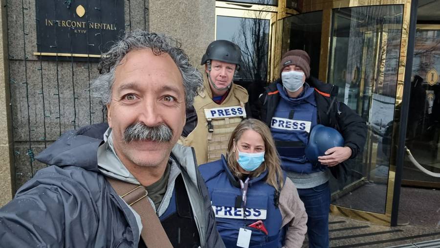 Fallece camarógrafo de Fox News mientras cubría la guerra de Ucrania