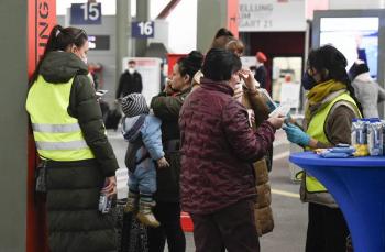 M&aacute;s de tres millones de personas han huido de la guerra en Ucrania: ONU