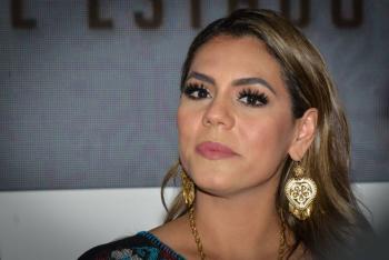 Evelyn Salgado se re&uacute;ne con la CETEG, luego de bloquear la Autopista del Sol