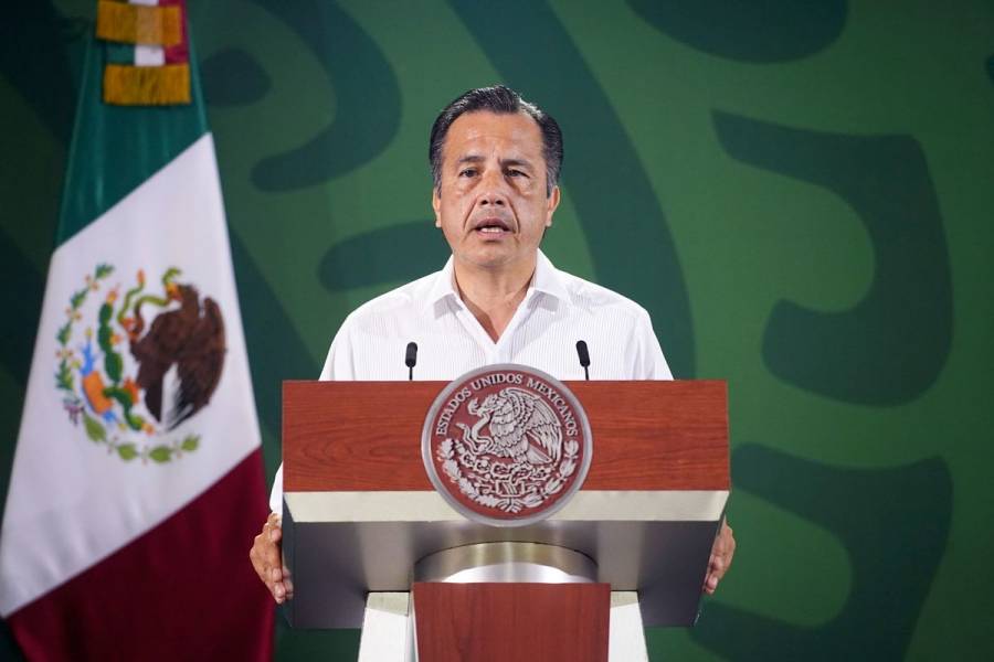 Cuitláhuac García celebra decreto para que servidores públicos promuevan Revocación de Mandato