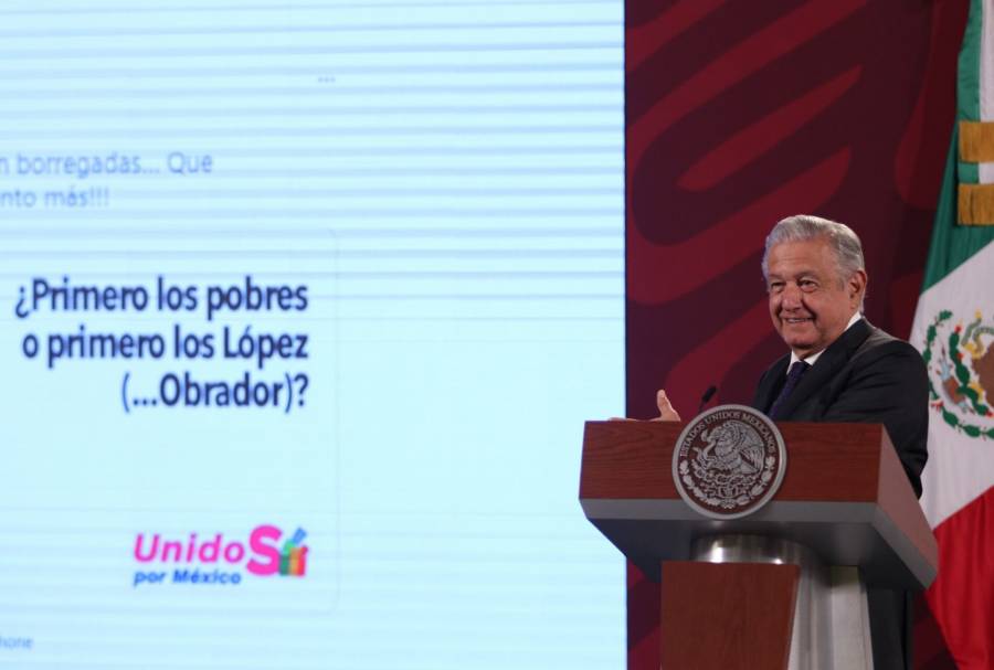 AMLO sugiere a los ciudadanos “pedir posada” para participar en consulta de revocación