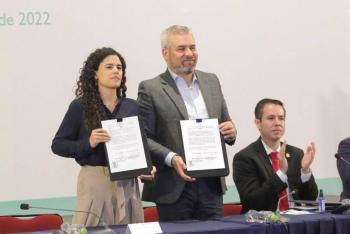 STPS y Michoac&aacute;n firman convenio para dignificar labor de trabajadores agr&iacute;colas