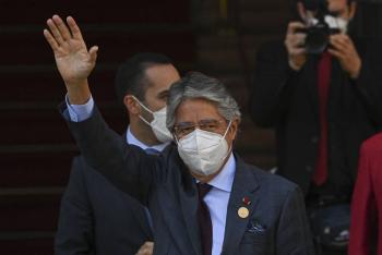 Ecuador suspende restricciones de aforo por Covid-19