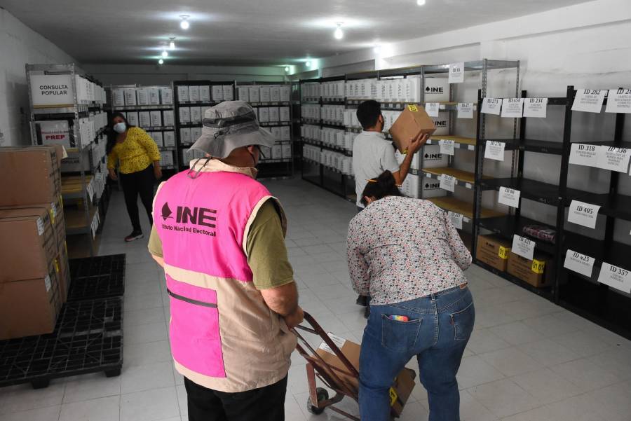 CFE asegura suministro de luz en inmuebles del INE por RM