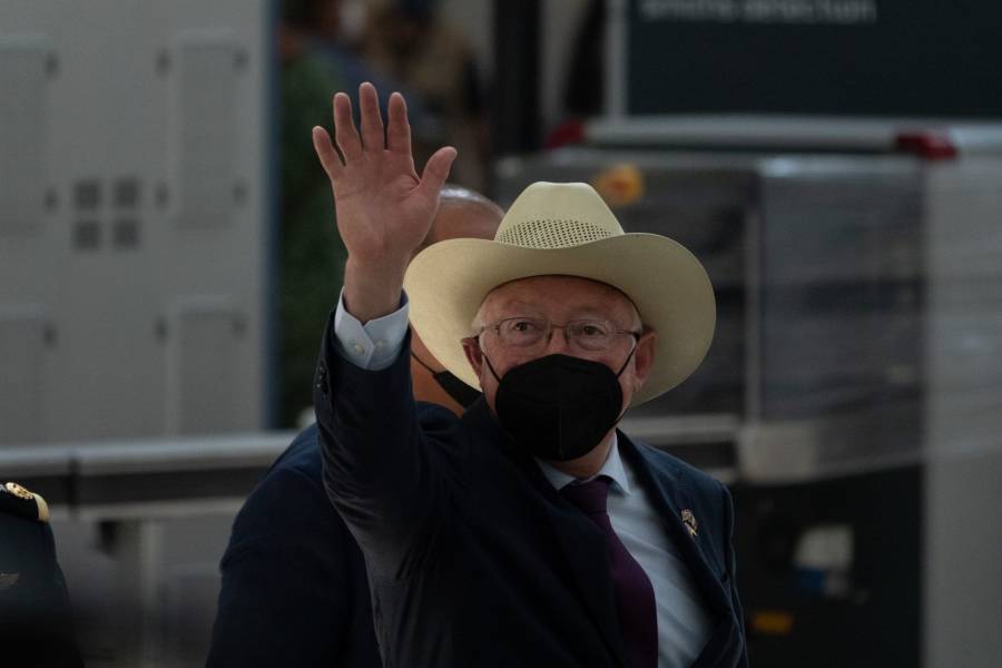 Ken Salazar califica al AIFA como “histórico”; revela que EEUU ayudó en temas de seguridad