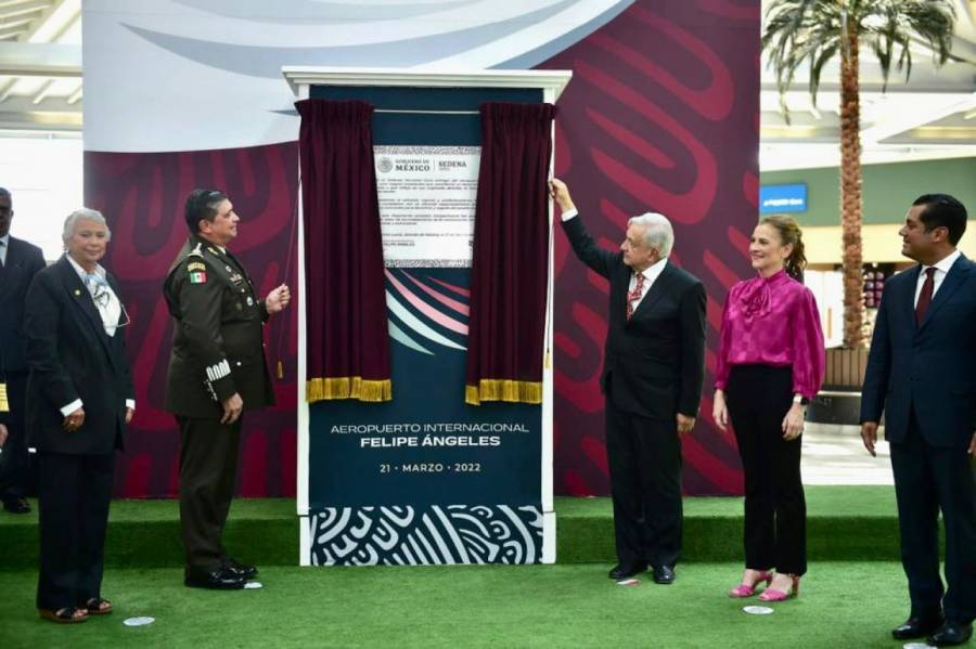 Por veda electoral, AMLO no hizo uso de la palabra en inauguración de AIFA