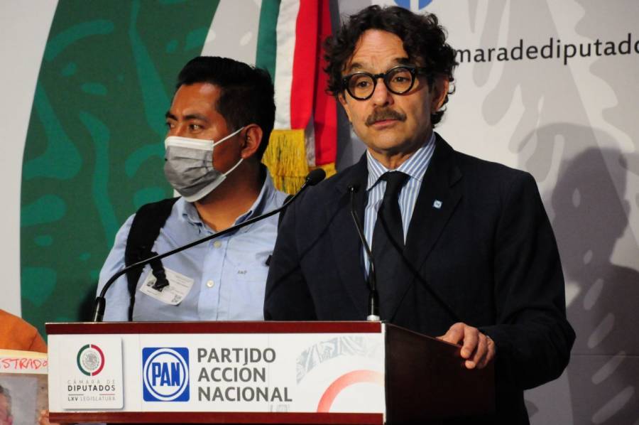 INE exhorta a Quadri eliminar tuits transfóbicos y discriminatorios