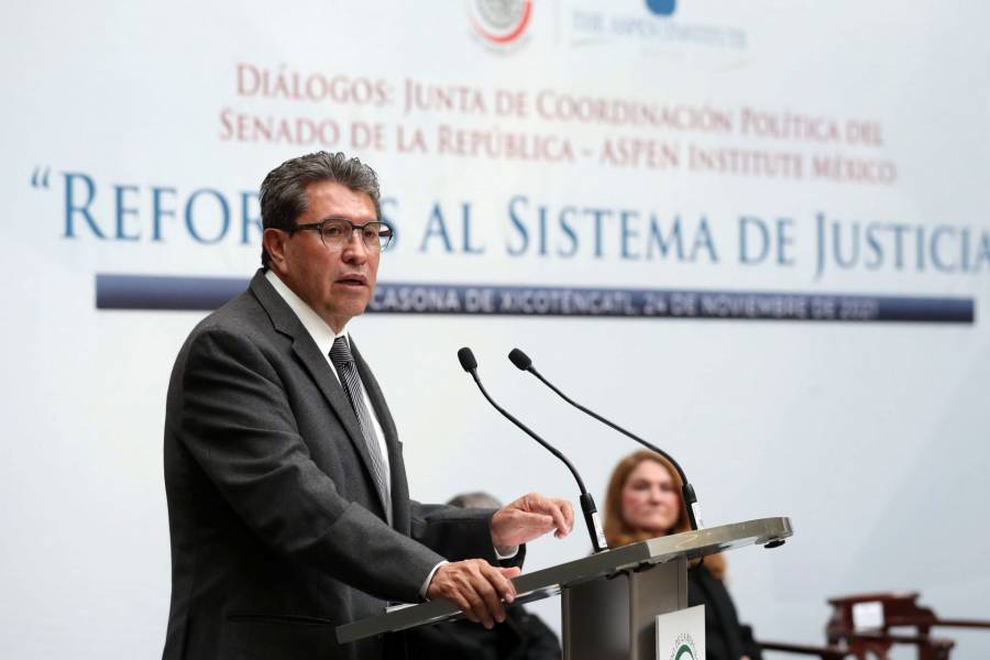 Monreal advierte que Senado no avalará “fast track” de la Reforma eléctrica