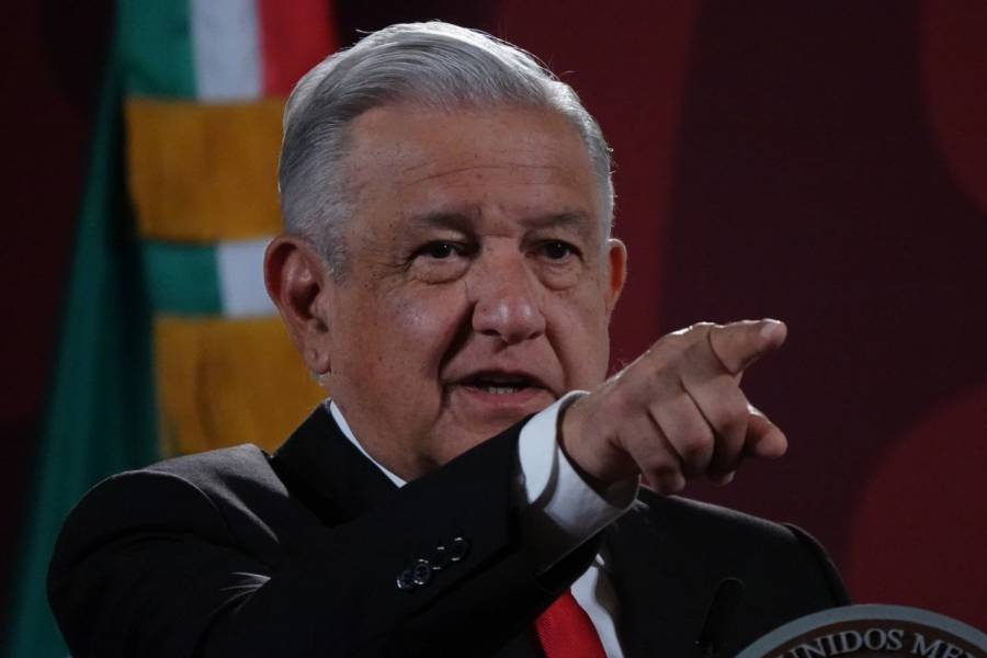 AMLO urge a diputados a tomar postura ante reforma eléctrica