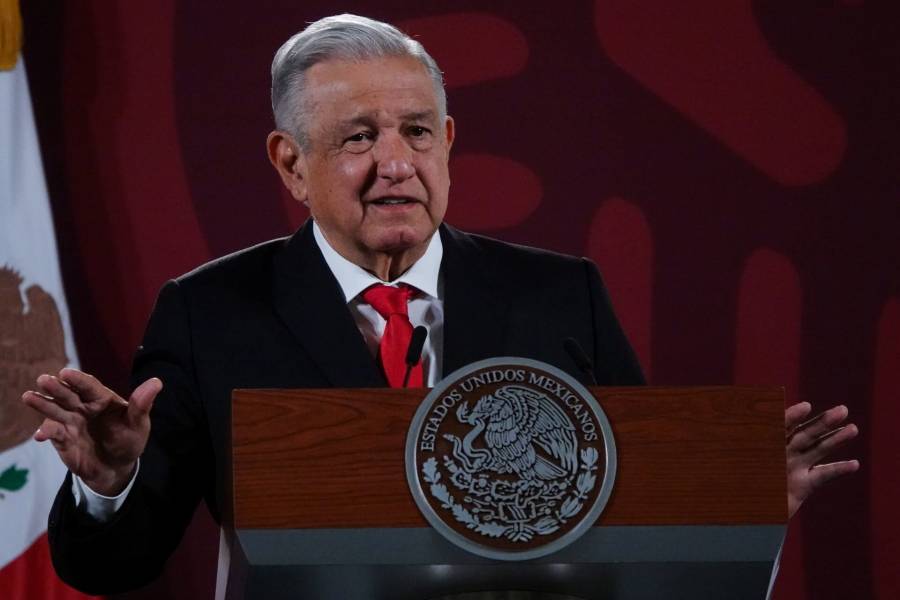 AMLO propone la creación de un puerto de cruceros en Playa del Carmen