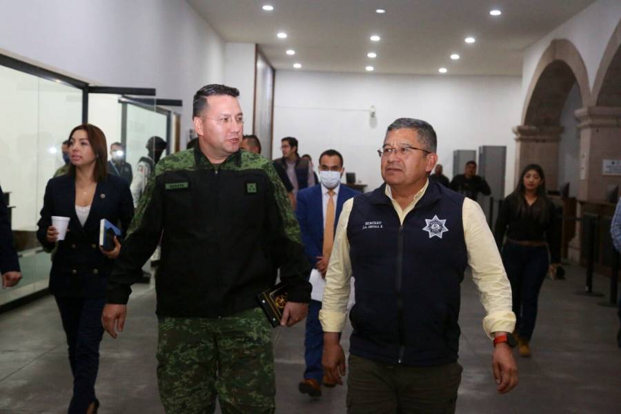 SSP de Michoacán reconoce que brinda protección personal a 10 alcaldes