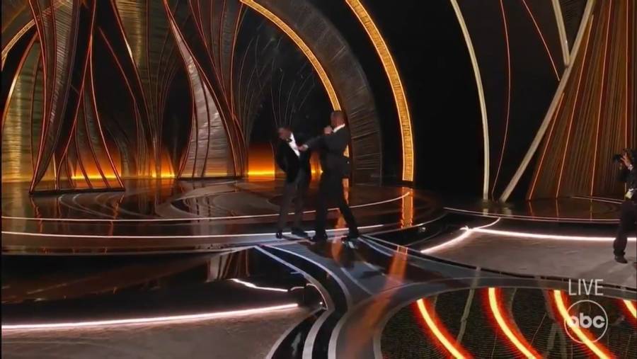 Oscars | Will Smith golpea a Chris Rock en vivo