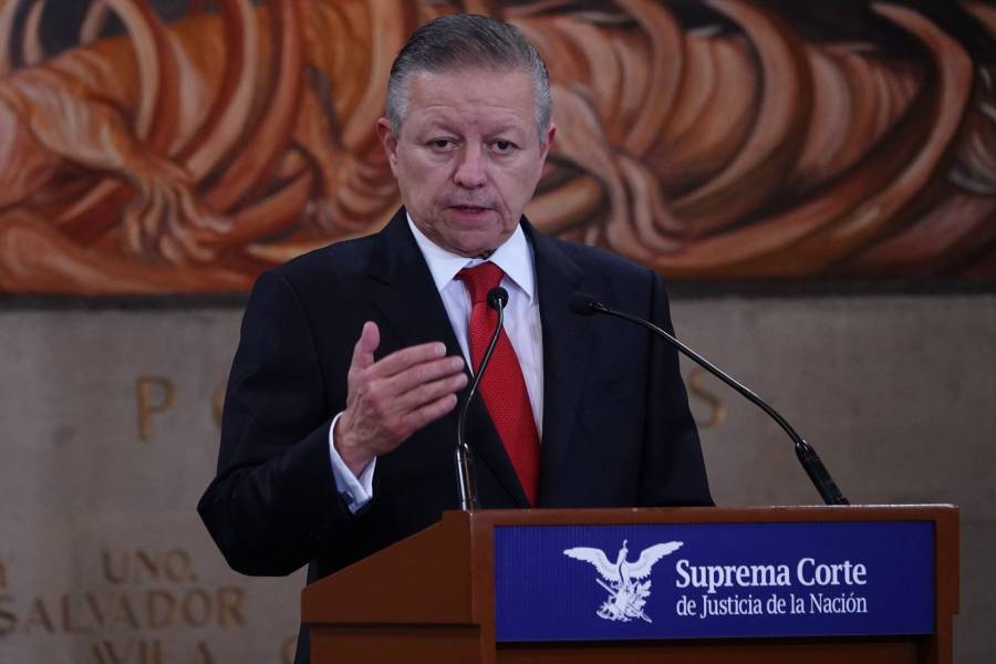SCJN ordena cancelar orden de aprehensión contra Laura Morán