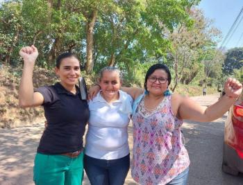 Luego de 13 a&ntilde;os, liberan a salvadore&ntilde;a encarcelada por sufrir un aborto