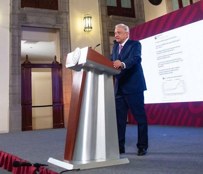 Gobierno analiza permisión de uso de mariguana, anuncia AMLO