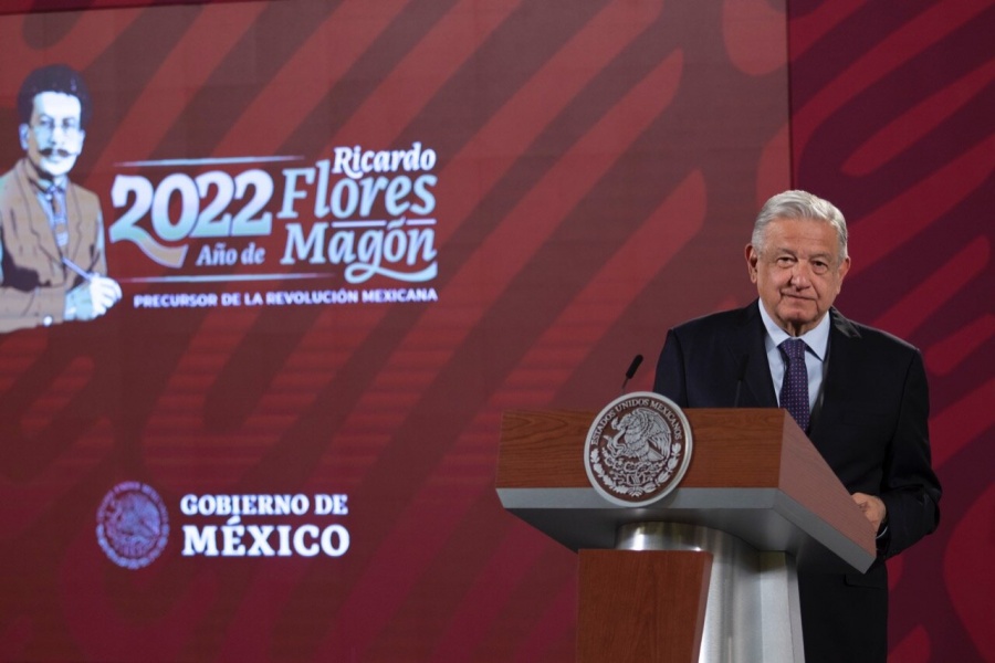 “Vividores al servicio de intereses creados”, señala AMLO sobre ambientalistas