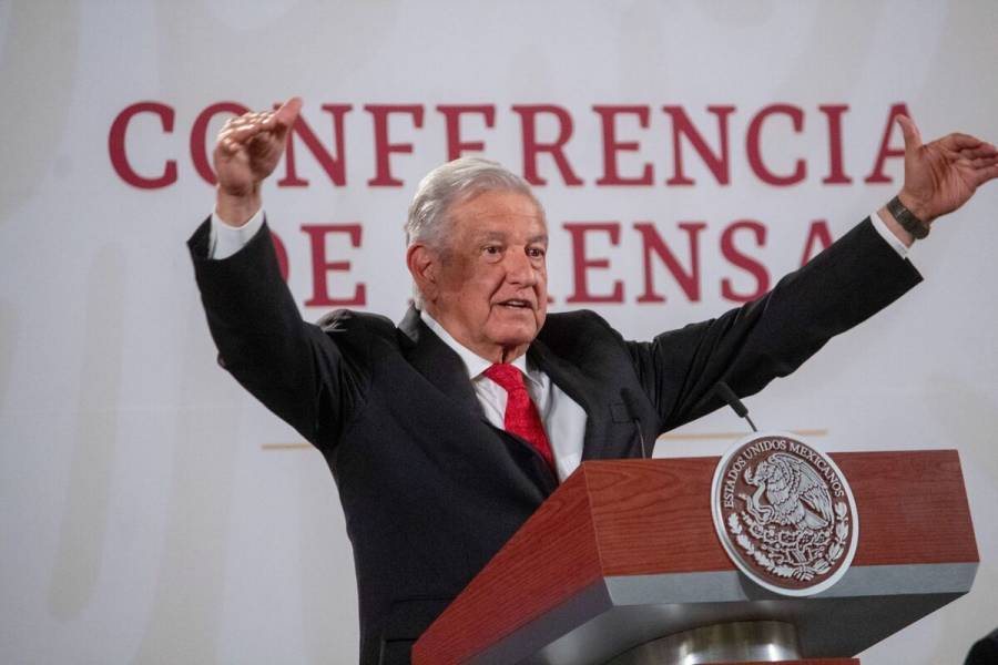 No se descarta que escuelas normales rurales se federalicen: AMLO