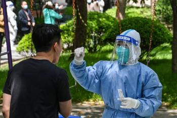 Xi Jinping alaba su estrategia contra el Covid-19, pese a confinamiento en Shangh&aacute;i