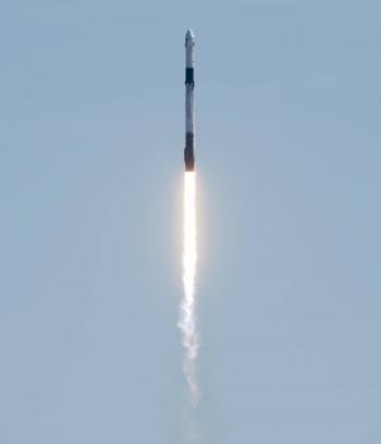 Despega primera misi&oacute;n privada hacia Estaci&oacute;n Espacial Internacional