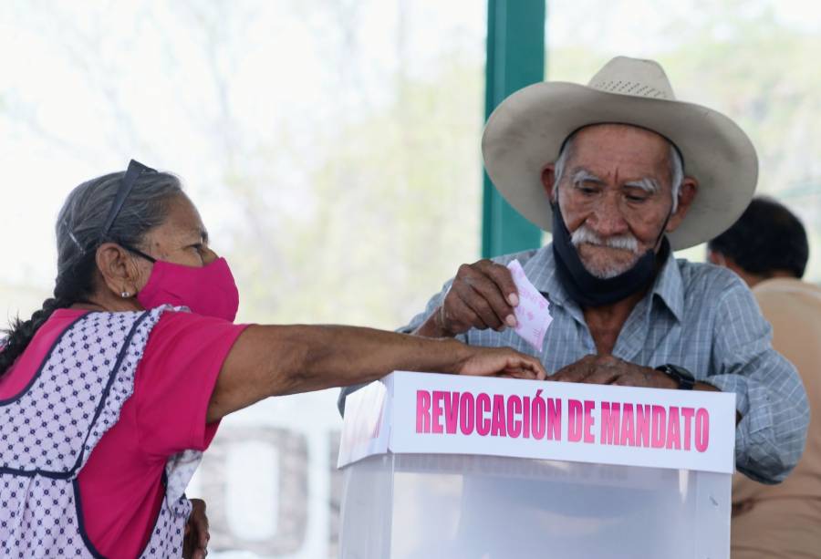 Organización “Que Siga la Democracia” anuncia acciones legales contra Córdova y Murayama