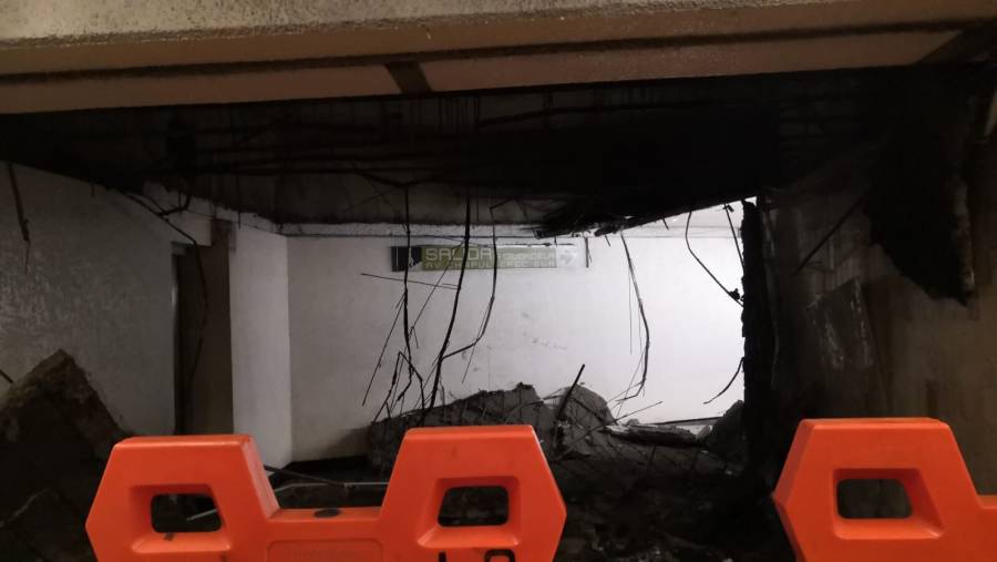 Cae plaf&oacute;n en metro Balderas. STC descarta lesionados ni afectaciones en el servicio
