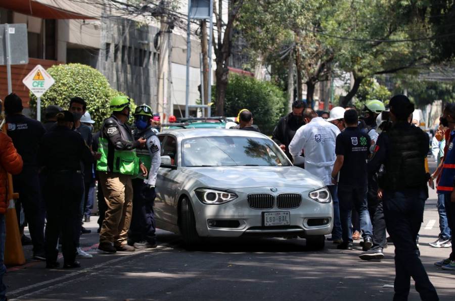 Explosión en departamento de Álvaro Obregón deja dos adultos mayores heridos