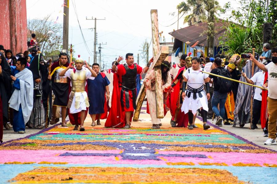 Reportan saldo blanco en Viacrucis de Iztapalapa