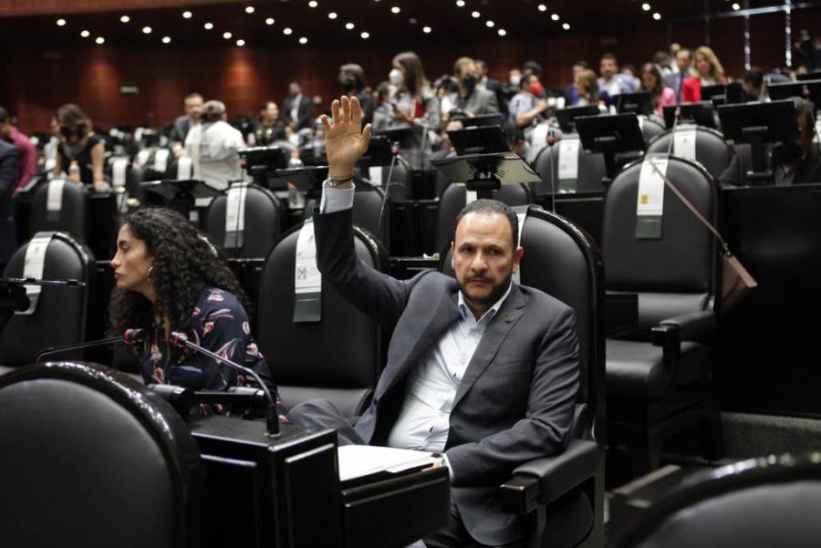 PRD alerta que Morena buscaría aplazar discusión sobre la reforma eléctrica