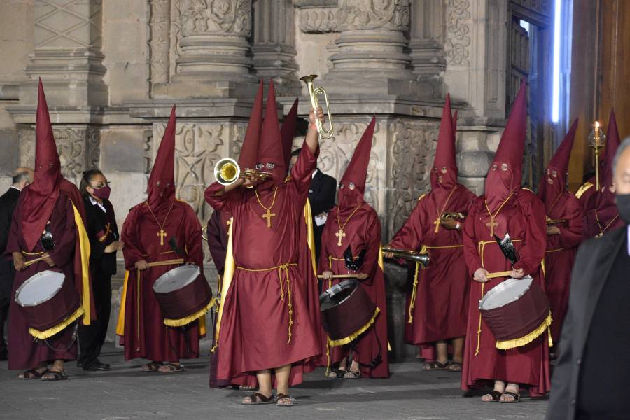 Procesión del silencio, tradición potosina en los hombros de las familias