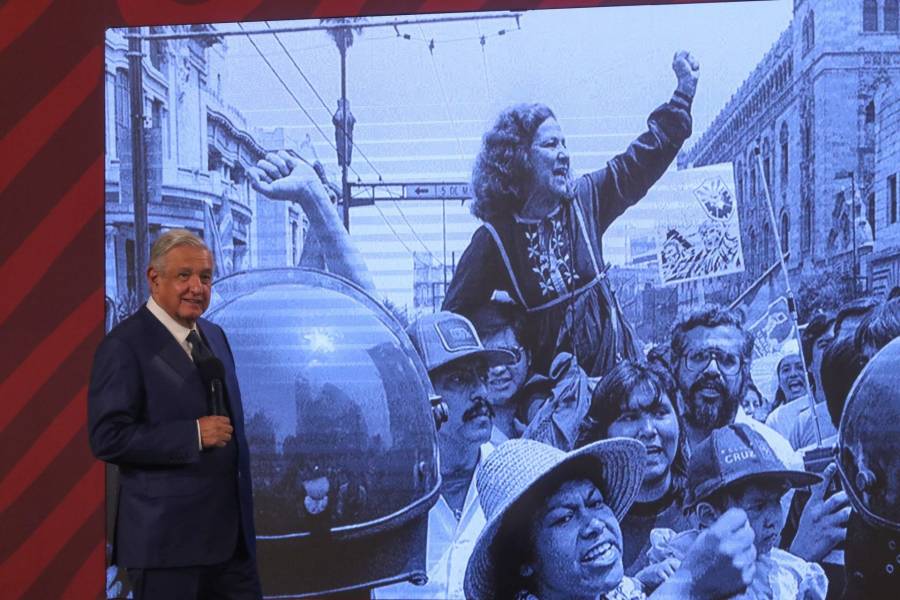 AMLO califica de hero&iacute;na a Rosario Ibarra de Piedra