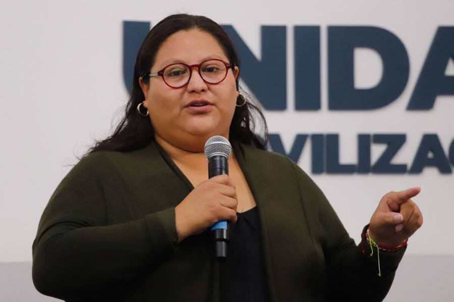 Citlalli Hernández solicita su reincorporación al Senado para debate de Ley Minera