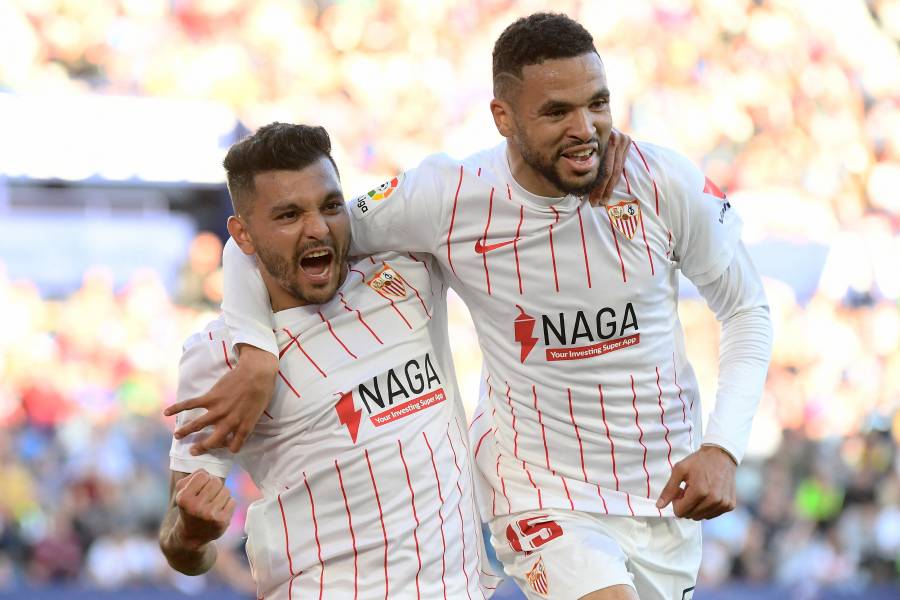 Con un estelar “Tecatito” Corona, Sevilla vence al Levante y se afianza en puestos de Champions