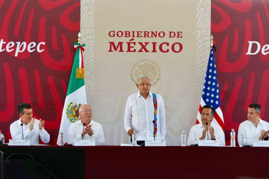 AMLO ofrece garantías para que empresarios de EEUU y Canadá inviertan en el corredor del Istmo
